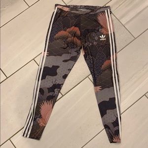 Ltd Ed. adidas Rita Ora kimono legging